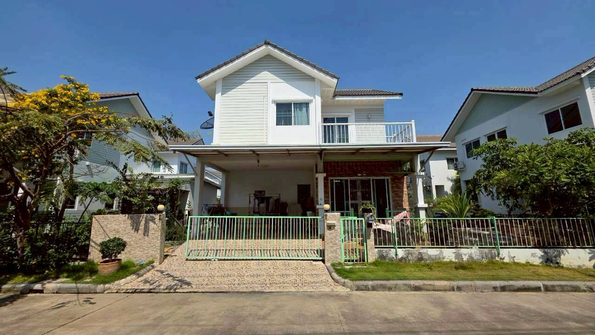 [Urgent sale] Single house Iconature (iconature) Rama 2 - Thian Talay, the front of the house won't hit anyone. With an extra wide garden area next to the house.