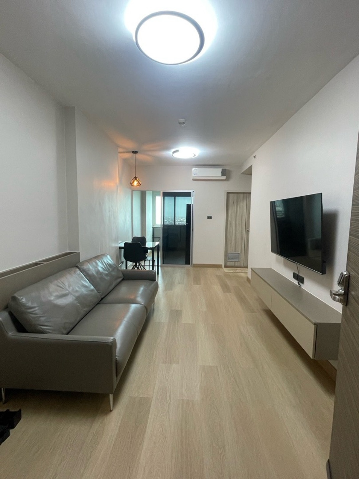Condo for sale, good location with tenants, special price. 2,890,000.- Condo for sale, good location with tenants, special price. 2,890,000.-