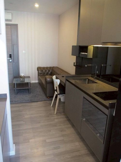 Condo for Rent: The Room Sukhumvit 69