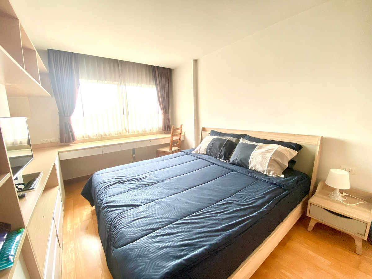 Condo for sale, Residence 52, Sukhumvit 52, 4th floor, 35 sq.m., 1 bedroom, 1 bathroom, 3.69 million baht. Condo for sale, Residence 52, Sukhumvit 52, 4th floor, 35 sq.m., 1 bedroom, 1 bathroom, 3.69 million baht.