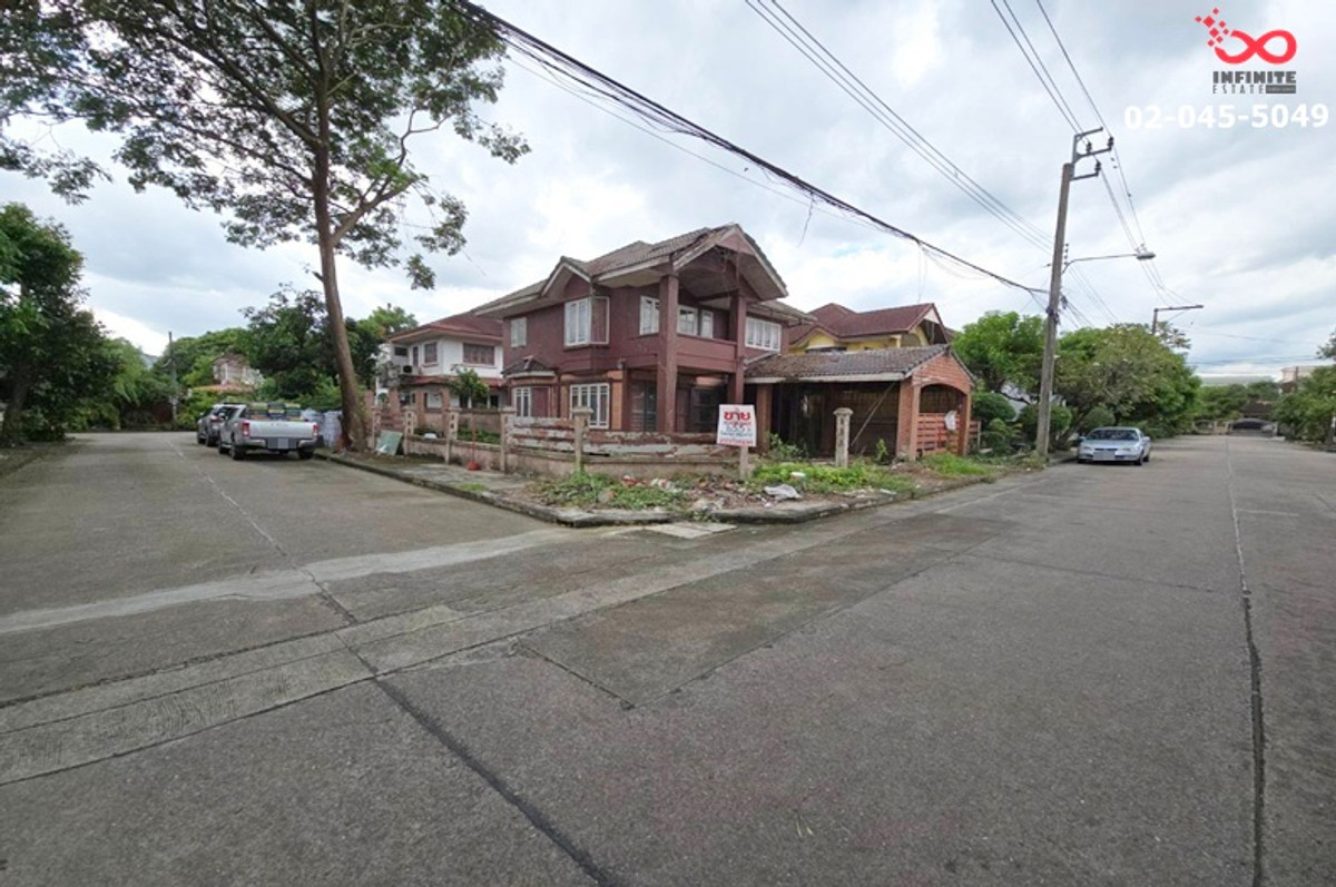 Single house for sale, 63 sq m, Sammakorn Village, Min Buri, Sam Wa Road, corner house, garden front location. Single house for sale, 63 sq m, Sammakorn Village, Min Buri, Sam Wa Road, corner house, garden front location.