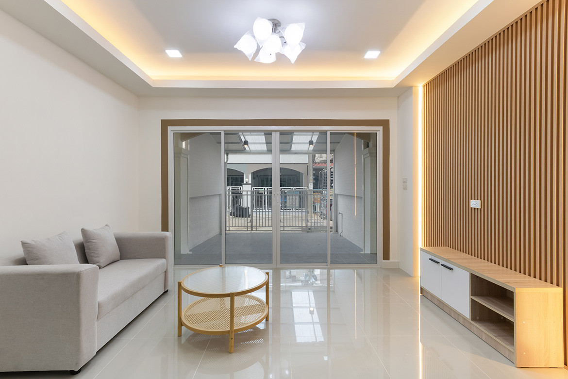 ทาวน์โฮม 2 ชั้น รีโนเวทใหม่ พุทธชาด บางบัวทอง (ซอยเถ้าแก่น้อย) ใกล้สี่แยกบางพลู ต่อเติมครบ หิ้วกระเป๋าเข้าอยู่ได้เลย – รูปที่ 4
