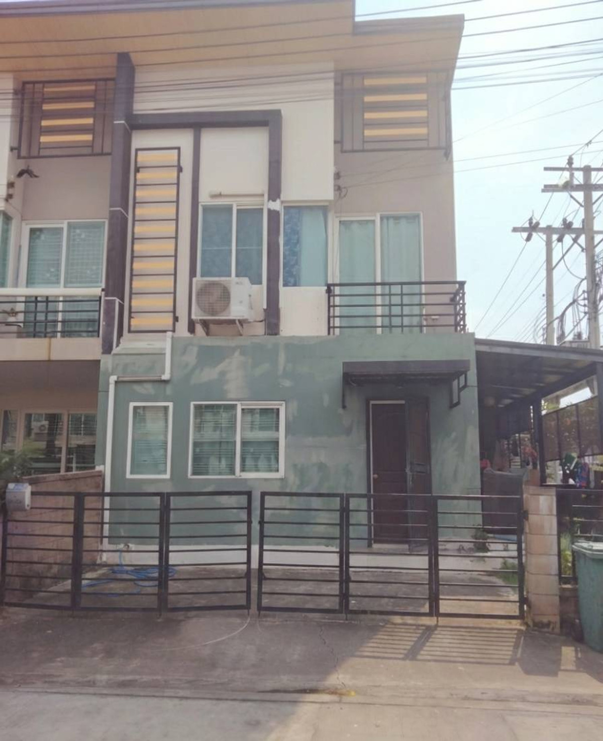 95746 - Townhouse for sale. Gusto Village Bangna-Theparak 95746 - Townhouse for sale. Gusto Village Bangna-Theparak