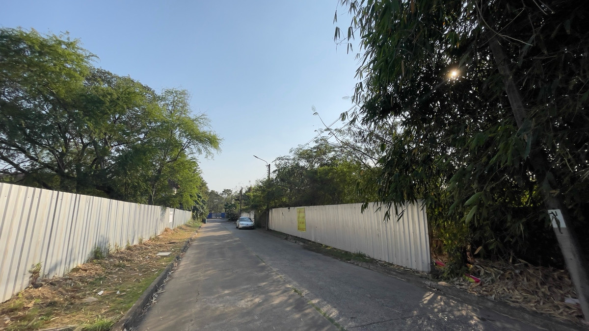 ขายที่ดินทำเลทอง มบ.เสรี สวนหลวง ร9 ซอยพรีเมียร์ (เฉลิมพระเกียรติ ร.9) พื้นที่สีเขียว
 – รูปที่ 3