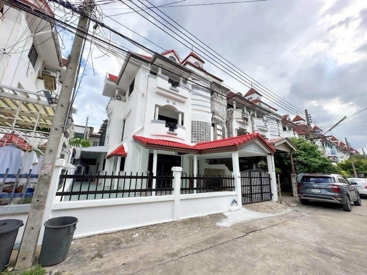 บ้านแฝด 4 ชั้น @หมู่บ้าน Home Avenue 🏡 บ้านพร้อมเข้าอยู่ 👍 (5 ห้องนอน 5 ห้องน้ำ)🐶 Pet Friendly 🐈 เลี้ยงสัตว์ได้