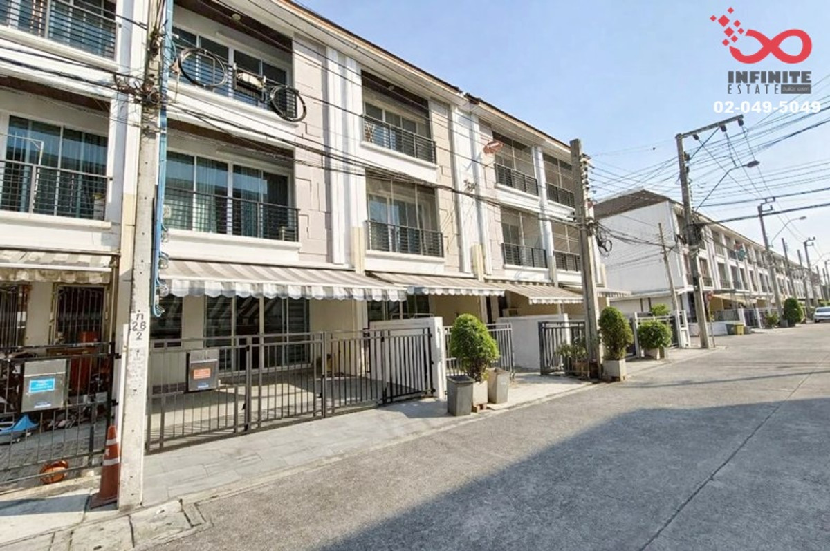 Townhome for sale, Baan Klang Muang S-Sense Srinakarin, 3 floors, 20 sq m, near Seacon Square BTS. Townhome for sale, Baan Klang Muang S-Sense Srinakarin, 3 floors, 20 sq m, near Seacon Square BTS.