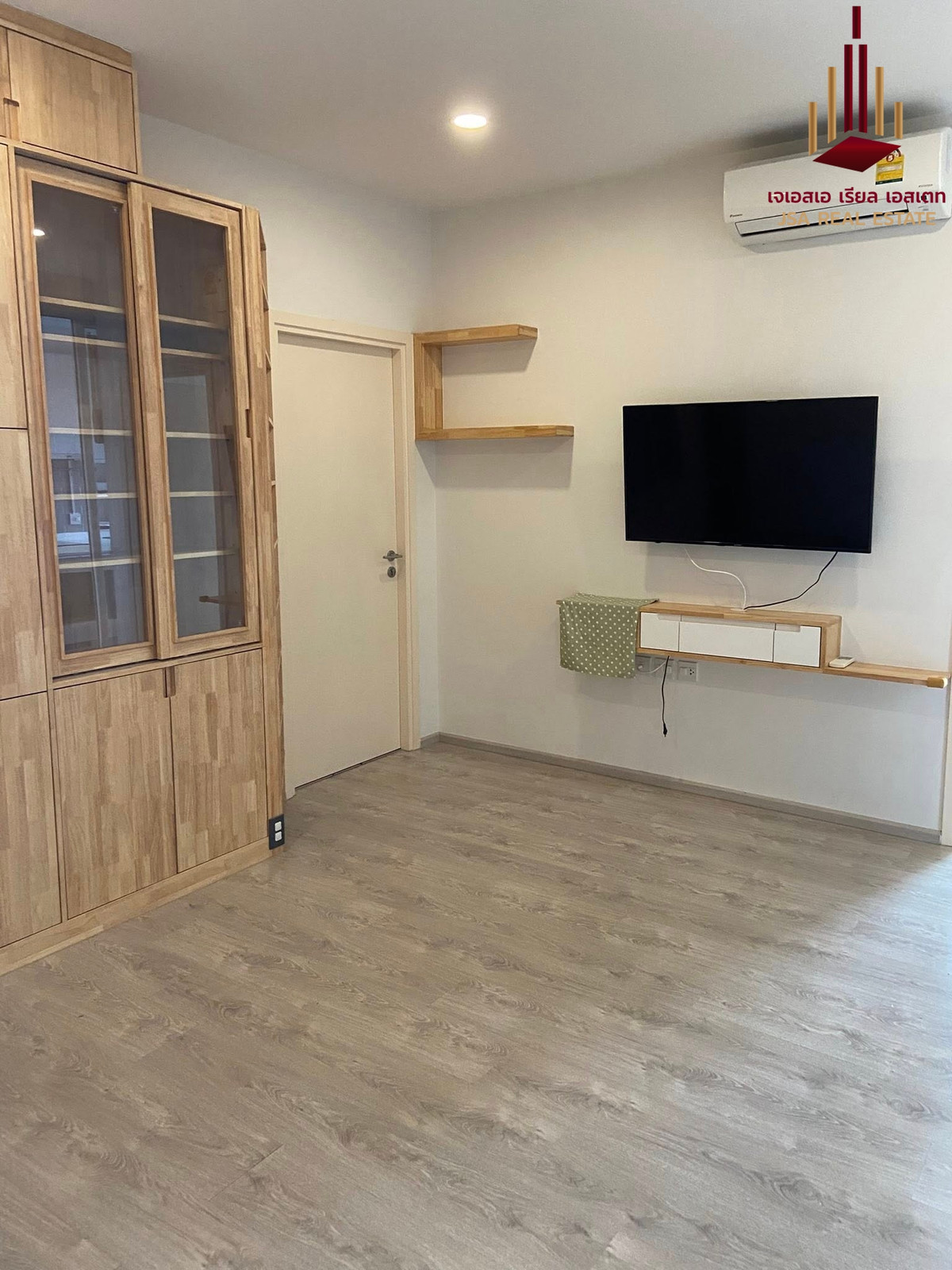 ✨ For Rent: The Tree Charan 30 Condo ✨ 💰 Only 20,000 THB/month