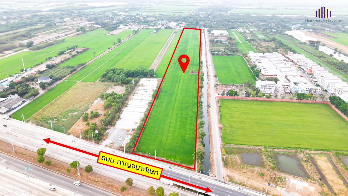 If you miss this plot, there may never be another like it!! For sale: Vacant land with road frontage on 3 sides!! Beautiful rectangular plot. Total land size over 32 Rai, located on Kanchanaphisek Road, Khlong Kamnan Yuean, Khlong Phra Udom, Lat Lum Kaeo. – รูปที่ 3