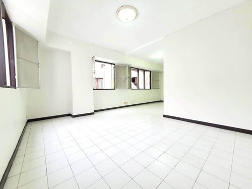 (รหัส SM1744) ขายคอนโด Bangna place : บางนา เพลส ใกล้BTS บางนา