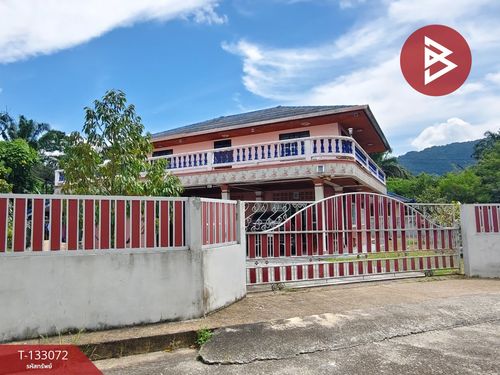 ขายบ้านเดี่ยวพร้อมที่ดิน เนื้อที่ 1 งาน 65.3 ตร.วา ลานสกา นครศรีธรรมราช