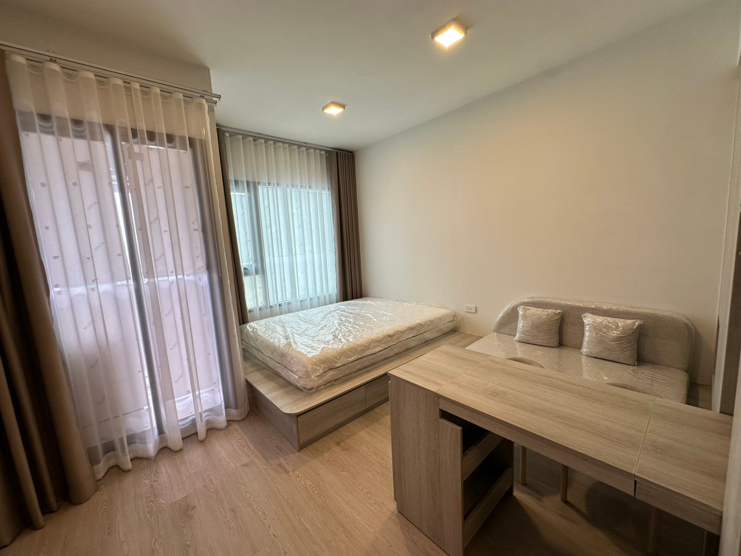 Condo The Cobb Kaset-Sripatum University, beautiful view, fully furnished, fully furnished, ready to move in.  selling/renting himself 0922753229