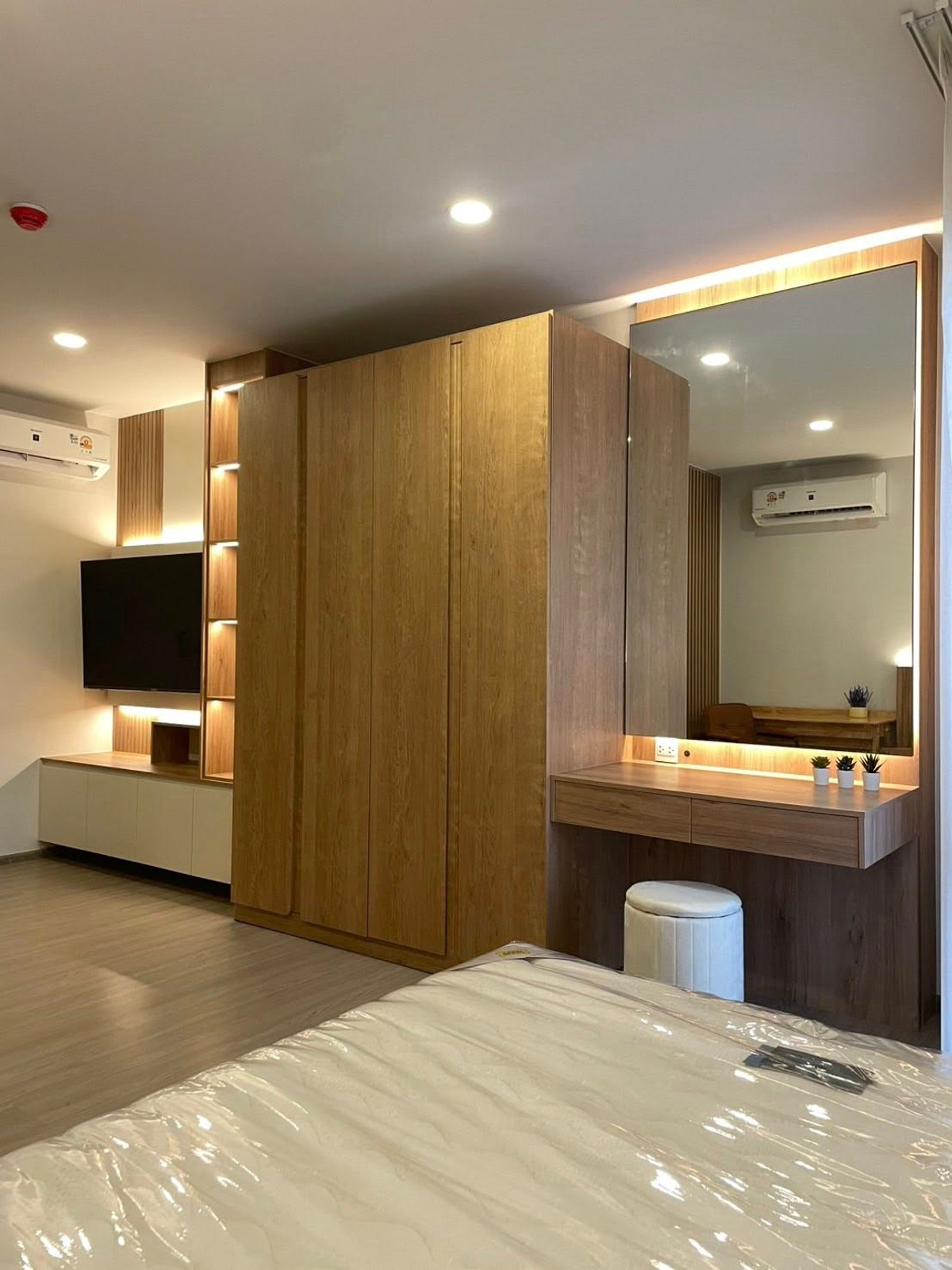 For Rent : Aspire สุขุมวิท-พระราม 4  1ห้องนอน 1ห้องน้ำ ห้องสวย เฟอร์นิเจอร์ครบ พร้อมเข้าอยู่ – รูปที่ 4