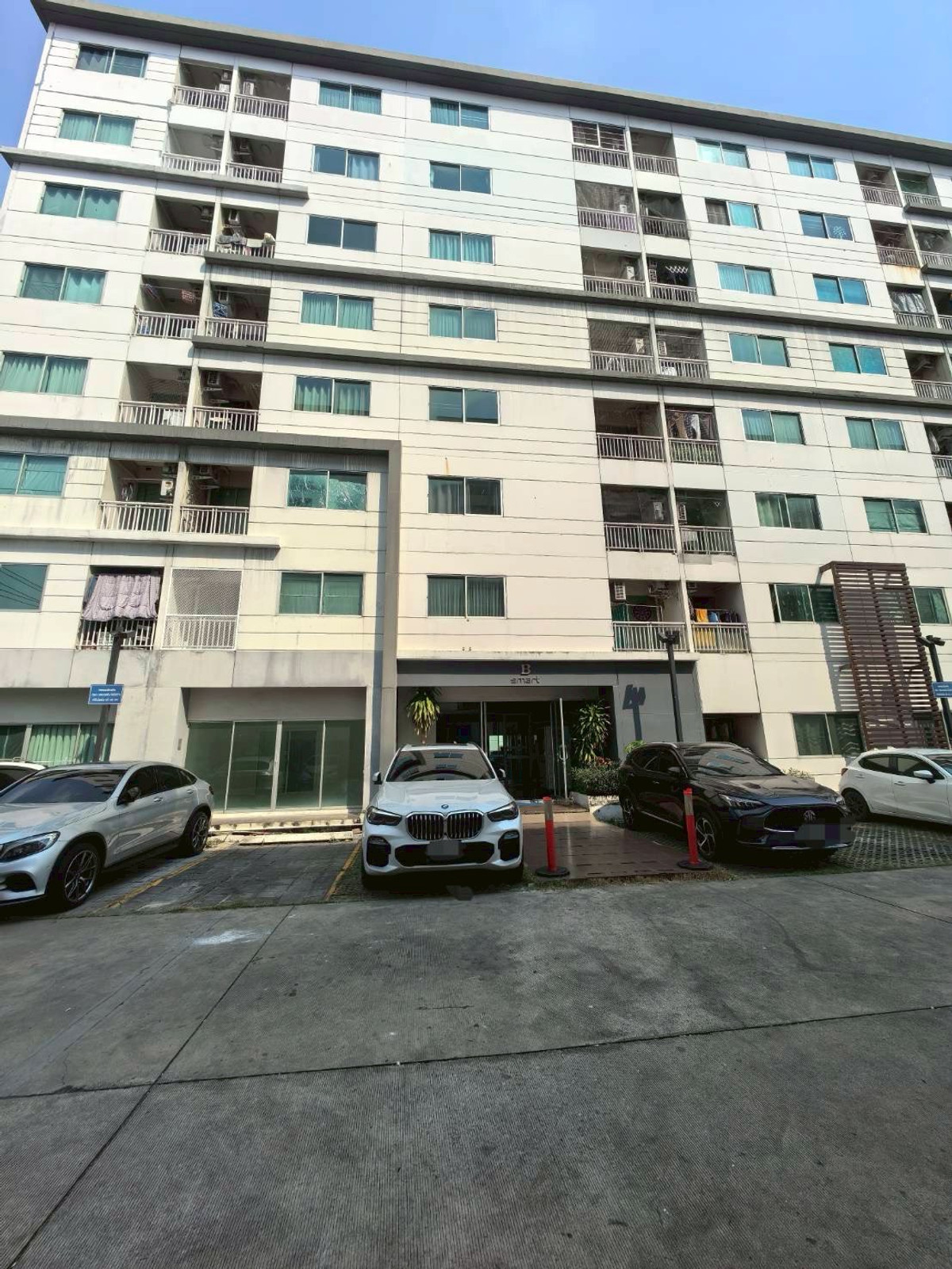 For sale: Smart Condo Watcharapol Condominium, 31.43 sq m., Watcharapol Road, Ramindra Road, Bang Khen District, Bangkok, price 1,100,000 baht.