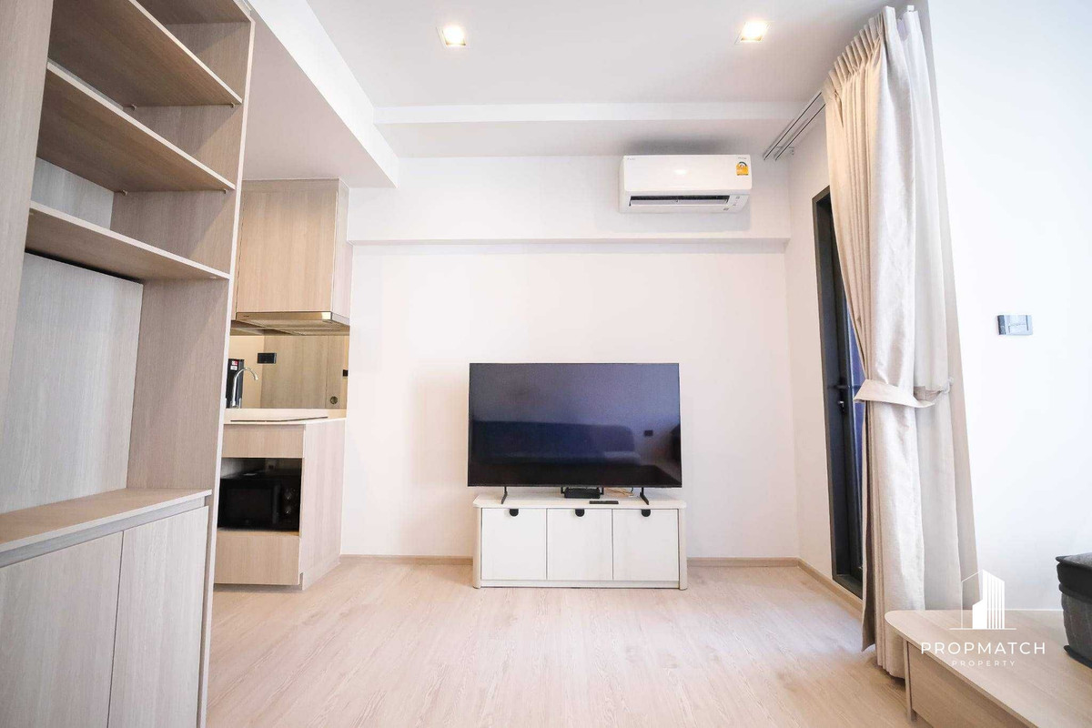 ✨Flash Deal ✨ Reference Sathorn Wongwianyai ( 1Bed 1Bath 26.37SQM.) พร้อมอยู่ ! เพียง 3,340,000 บาท Tel.0981315848 @propmatch ✨Flash Deal ✨ Reference Sathorn Wongwianyai ( 1Bed 1Bath 26.37SQM.) พร้อมอยู่ ! เพียง 3,340,000 บาท Tel.0981315848 @propmatch