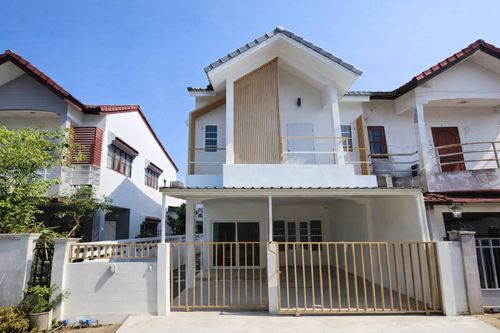 95742 - ขายบ้านแฝด ม.ศุธาวัลย์ ติดถนนใหญ่ ตรงข้ามวัดสวนแก้ว อ.บางใหญ่ จ.นนทบุรี