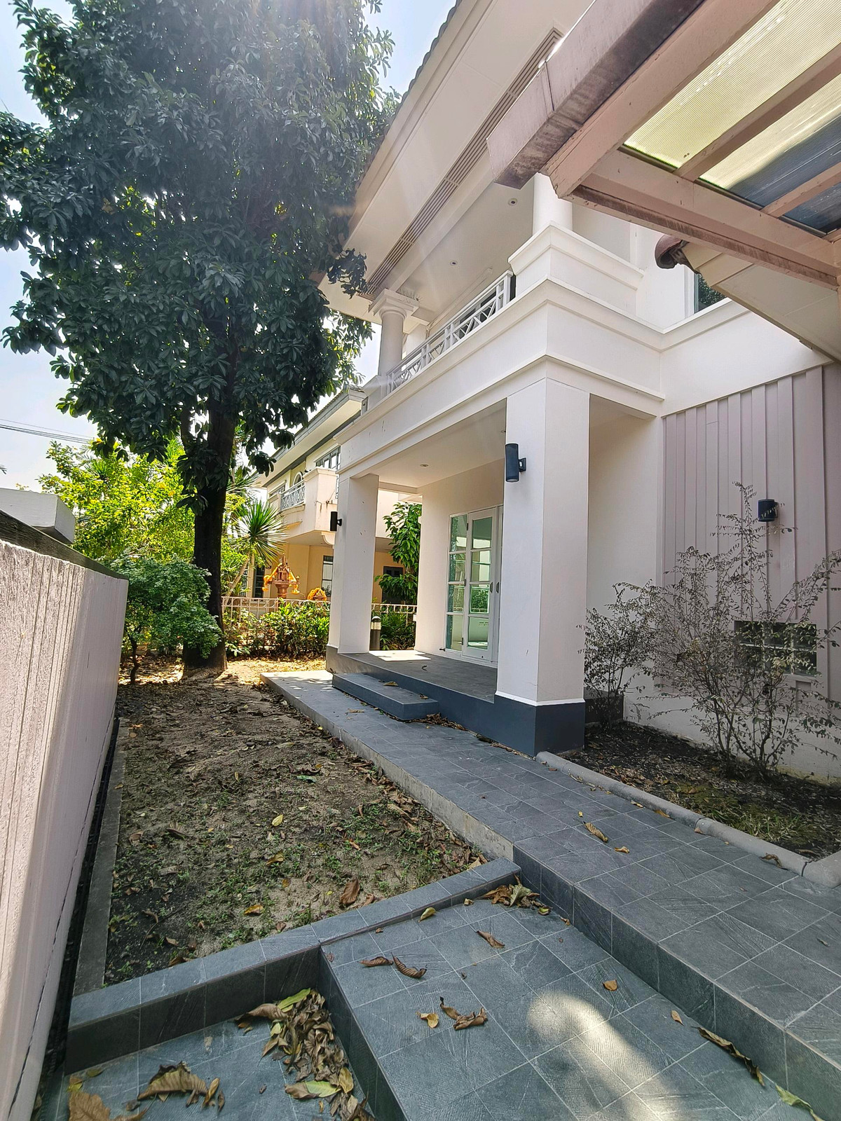 ✨ บ้านเดี่ยวระดับลักชัวรี่ ในโครงการหมู่บ้านธาริณี ✨ที่ดินขนาดใหญ่ 81 ตร.วา | ราคาเพียง 22 ล้านบาท – รูปที่ 2