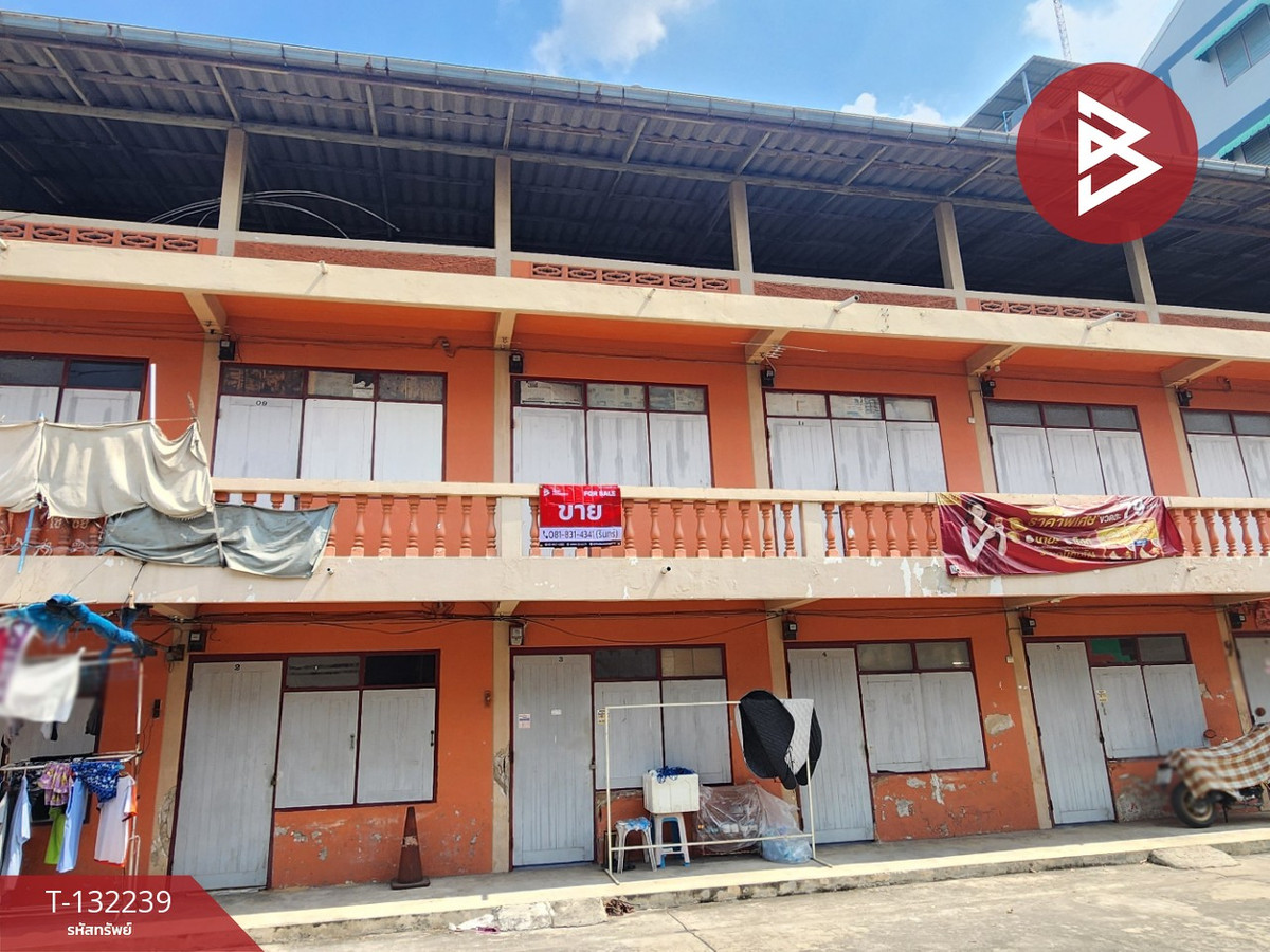 3-story apartment for sale, area 70 sq m, Khlong Luang, Pathum Thani. 3-story apartment for sale, area 70 sq m, Khlong Luang, Pathum Thani.