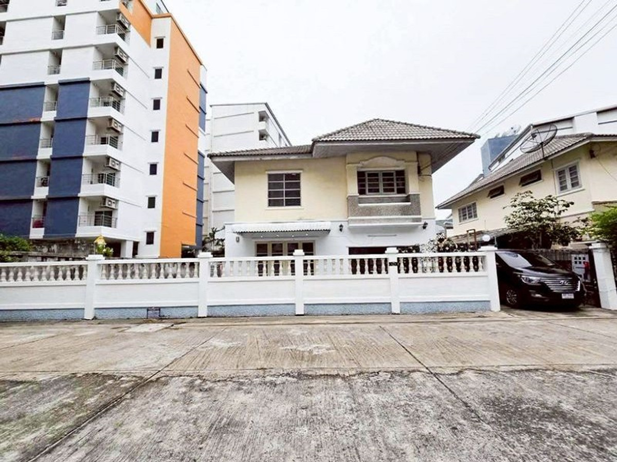 บ้านเดี่ยว บางแสน ชลบุรี ใกล้ มหาวิทยาลัยบูรพา เหมาะปล่อยเช่านักศึกษา