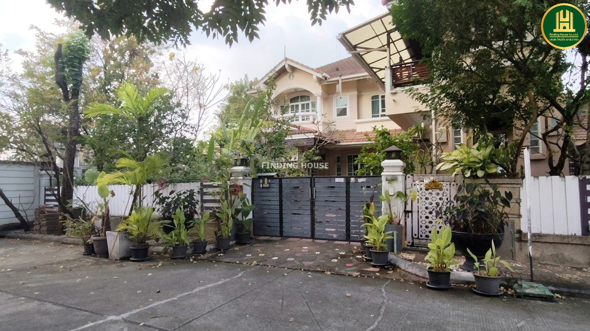 ขายบ้านเดี่ยว ภัทรา วงแหวน-อ่อนนุช หลังมุม 133 ตร.ว. พื้นที่กว้าง 5 นอน พร้อมเรือนรับรอง ใกล้ทางด่วน