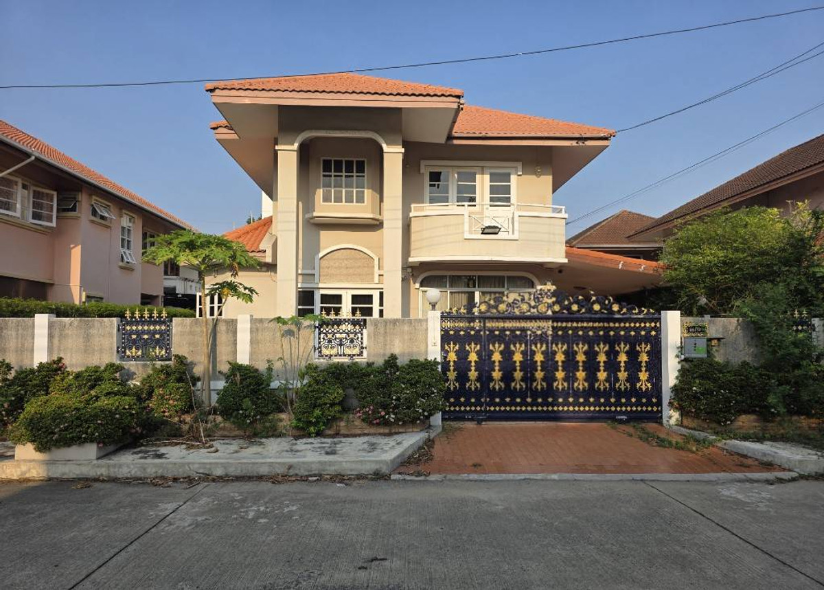 Single house for rent Muang Ake Village Project 6, near Rangsit University, just 1 minute.