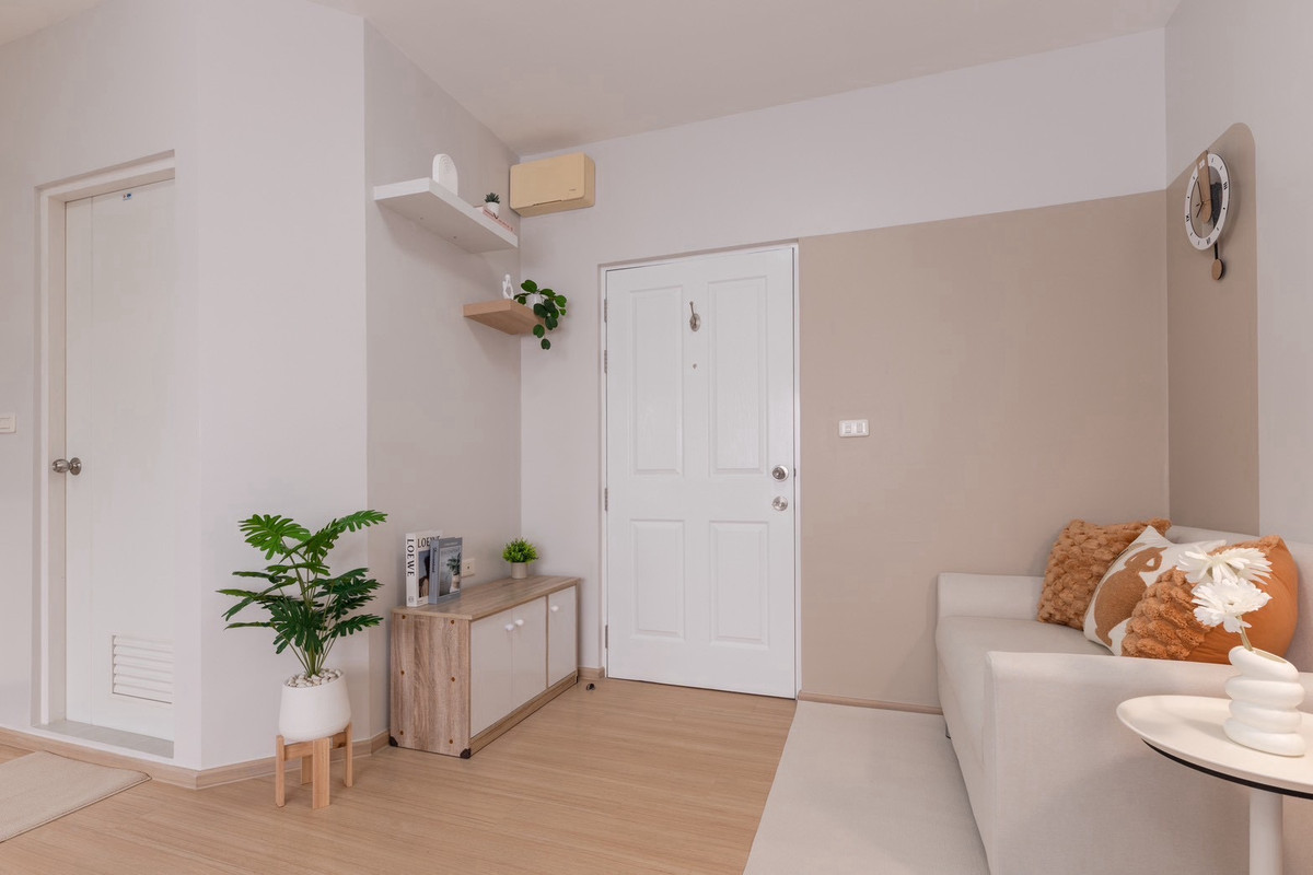 The  is selling it himself. Beautifully decorated and ready to move in – รูปที่ 4