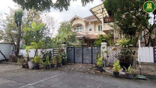 ขายบ้านเดี่ยว ภัทรา วงแหวน-อ่อนนุช หลังมุม 133 ตร.ว. พื้นที่กว้าง 5 นอน พร้อมเรือนรับรอง ใกล้ทางด่วน