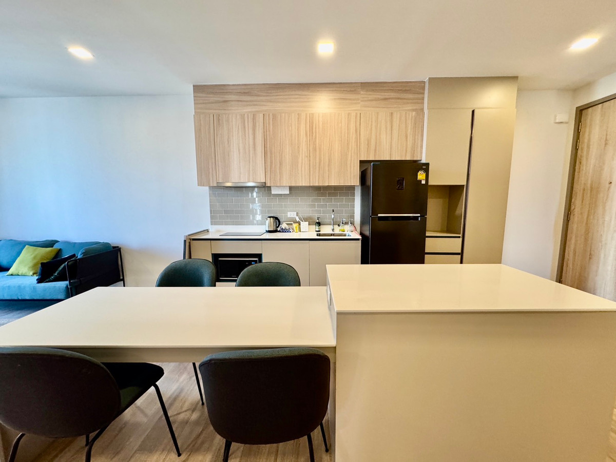 For rent XT Phayathai เฟอร์นิเจอร์และเครื่องใช้ไฟฟ้าใหม่ครบพร้อมเข้าอยู่ ใกล้ BTS พญาไท RW007596  – รูปที่ 3