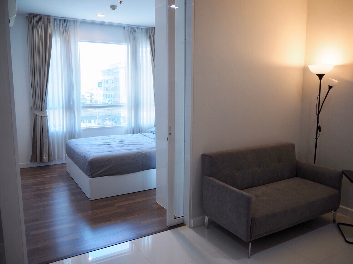 P-41098 Fully Furnished & Equipped 1 Bed Ready to Move in The Bloom Sukhumvit 71 Near BTS Phra Khanong Line@easythaihome 085-592-2897 