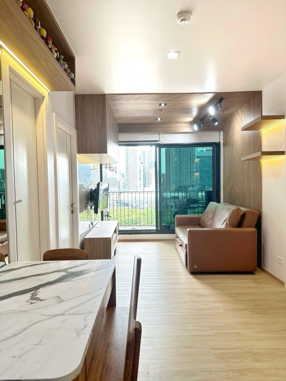 🔥Sale at Life Asoke Rama9 🔥2BR 2B🔥9.2M 🔥59sqm. Floor14
