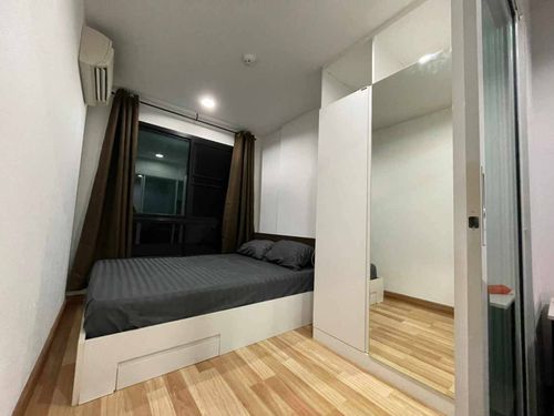 Condo for sale, Apool Condo Bangna, good location, close to the BTS, only 5 minutes.
