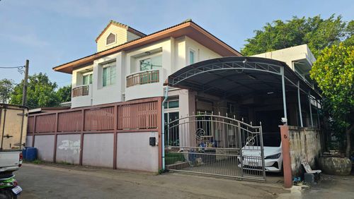 🏭 Factory / warehouse for rent with housing, Bang Kradi, Samut Prakan 📍 Good location, easy to enter and exit, close to the main road and industrial areas.