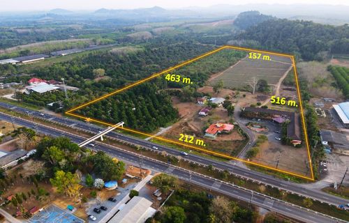 ขาย ที่ดิน รีสอร์ทและสวน ทางไปเกาะช้าง จ.ตราด เนื้อที่ 56 ไร่ 47 ตารางวา เหมาะทำการค้า ติดถนนใหญ่
