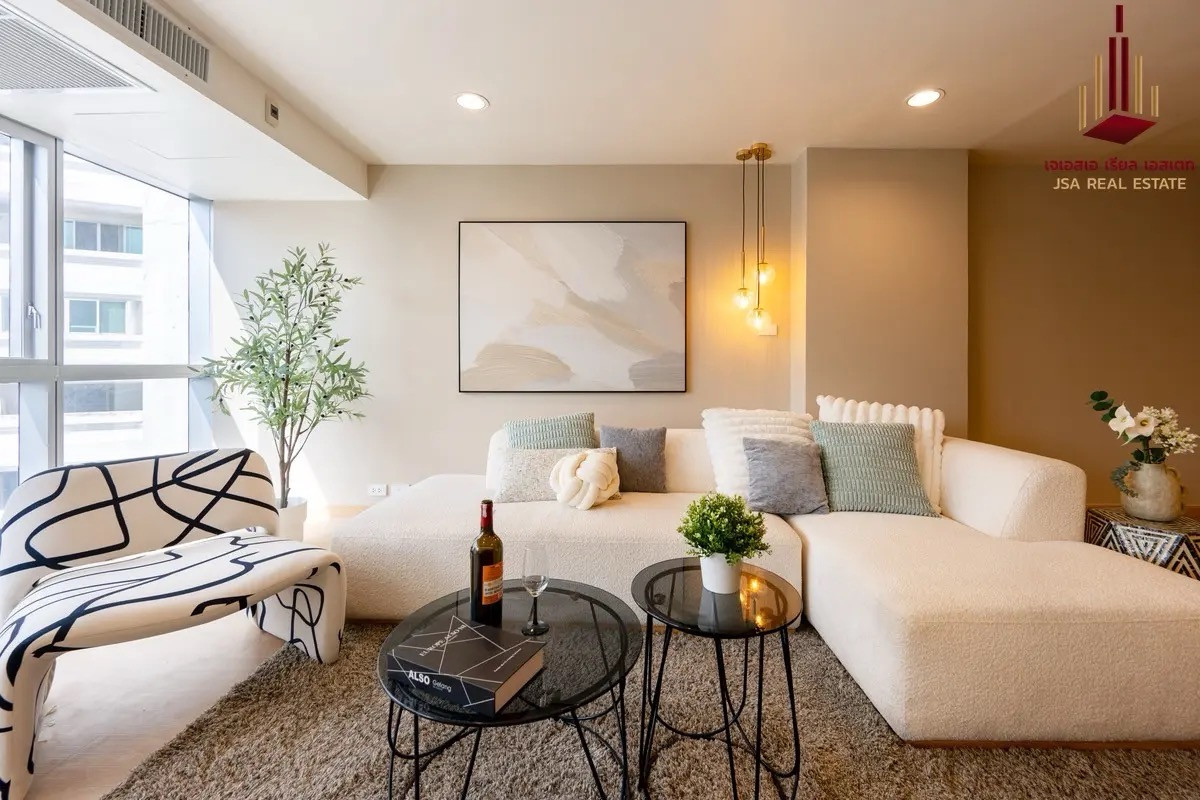 Large room in the heart of Sukhumvit ✨ The Waterford Diamond Sukhumvit 30/1 Large room in the heart of Sukhumvit ✨ The Waterford Diamond Sukhumvit 30/1