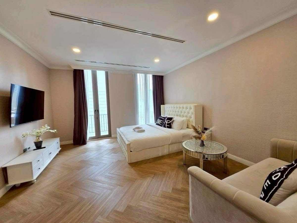 Luxury House Sukhumvit49/1 with Elevator & Private, 4 bedroom only 5 minute to BTS Promphong – รูปที่ 2