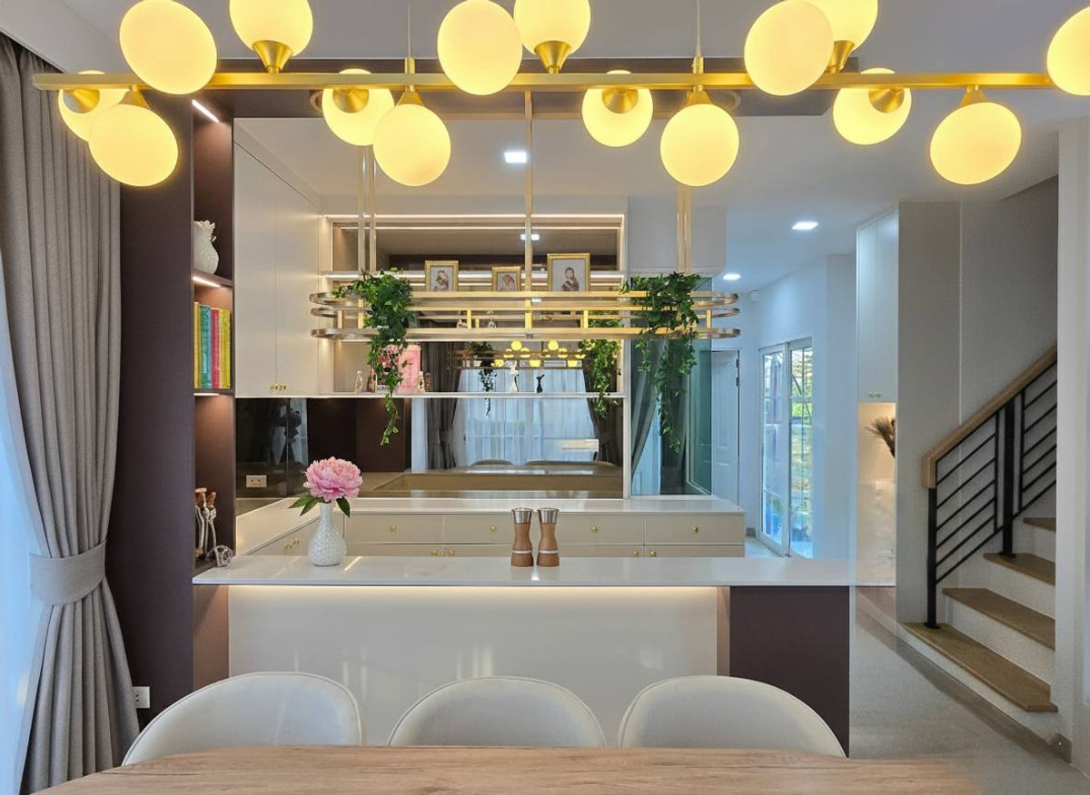 🏡บ้านสวยในฝัน🏡ให้เช่าบ้านหรูโครงการ Grandio Bangna Km.5 (แกรนดิโอ บางนา กม.5) บ้านสวยพร้อมอยู่ ตกแต่งเฟอร์นิเจอร์ครบ ฟังก์ชันลงตัว ใกล้เมกา บางนา เพียง 10 นาที RW007615 – รูปที่ 3