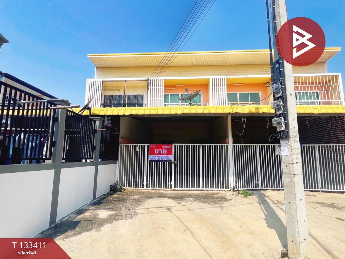 Townhouse for sale, area 25.4 square meters, Hankha, Chainat. Townhouse for sale, area 25.4 square meters, Hankha, Chainat.