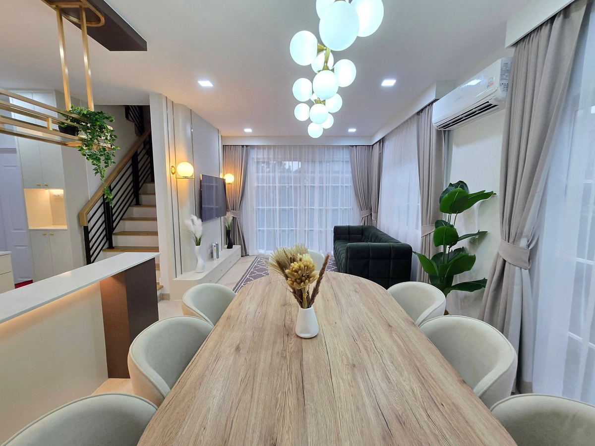 🏡บ้านสวยในฝัน🏡ให้เช่าบ้านหรูโครงการ Grandio Bangna Km.5 (แกรนดิโอ บางนา กม.5) บ้านสวยพร้อมอยู่ ตกแต่งเฟอร์นิเจอร์ครบ ฟังก์ชันลงตัว ใกล้เมกา บางนา เพียง 10 นาที RW007615 – รูปที่ 4