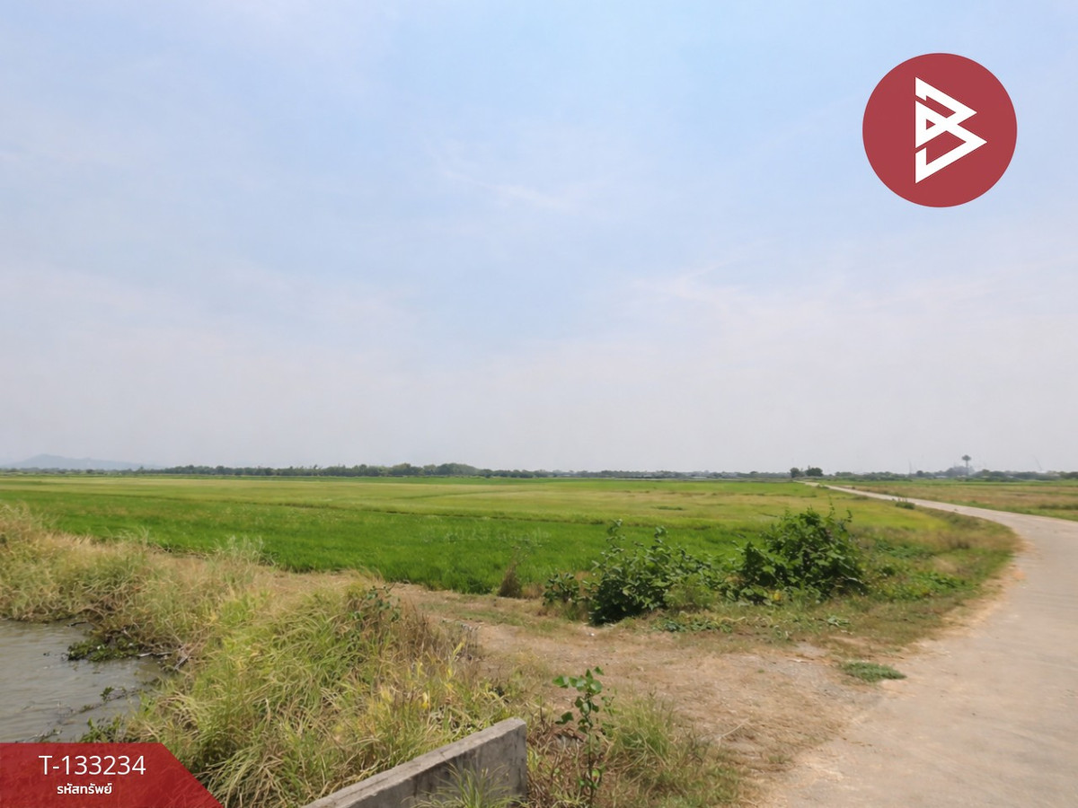 Land for sale, area 14 rai 3 ngan 99 sq m, Samo Khae, Phitsanulok. Land for sale, area 14 rai 3 ngan 99 sq m, Samo Khae, Phitsanulok.