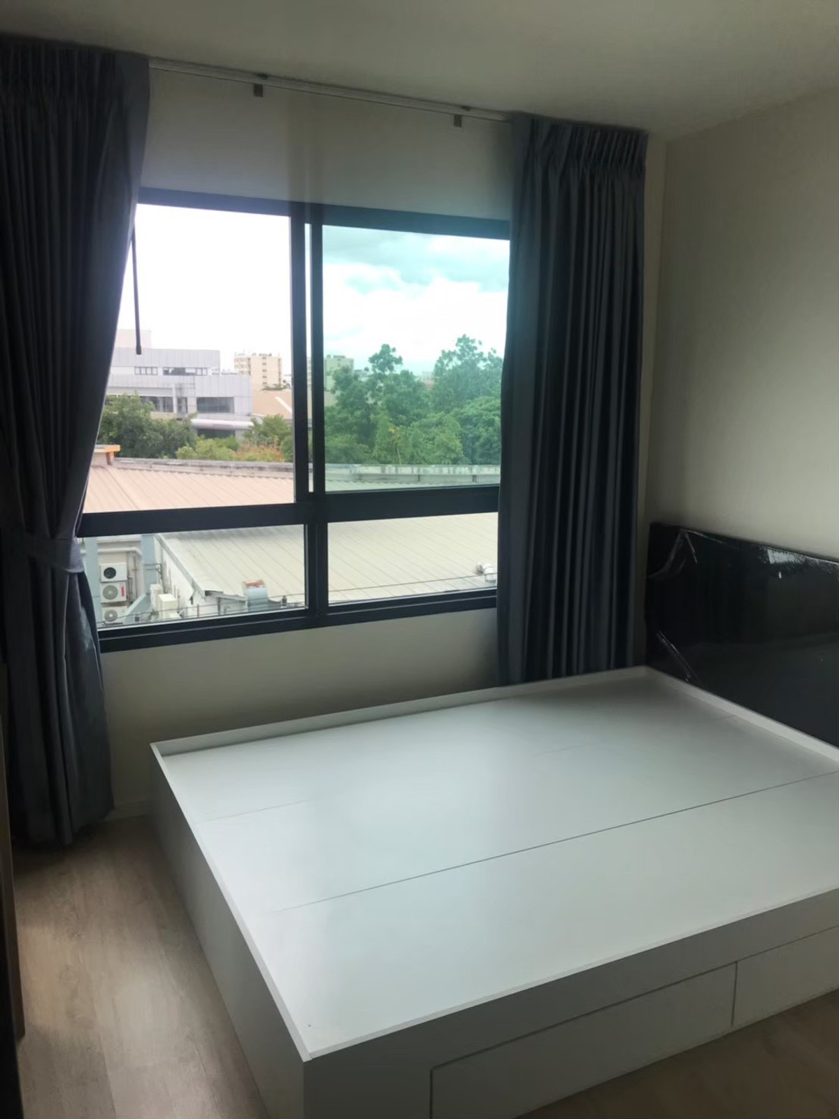 Urgent sale >>  Icondo Green Space Sukhumvit 77 Phase 2