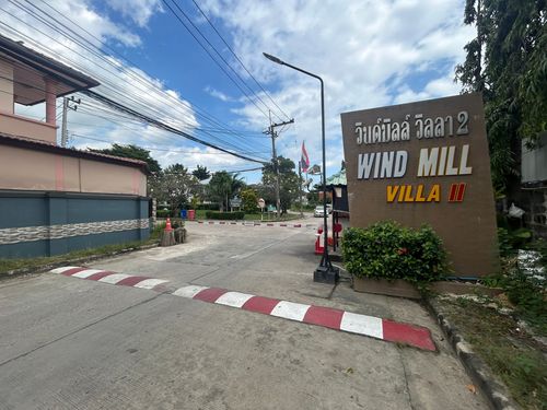 006-0054-072 : Windmill Villa 2