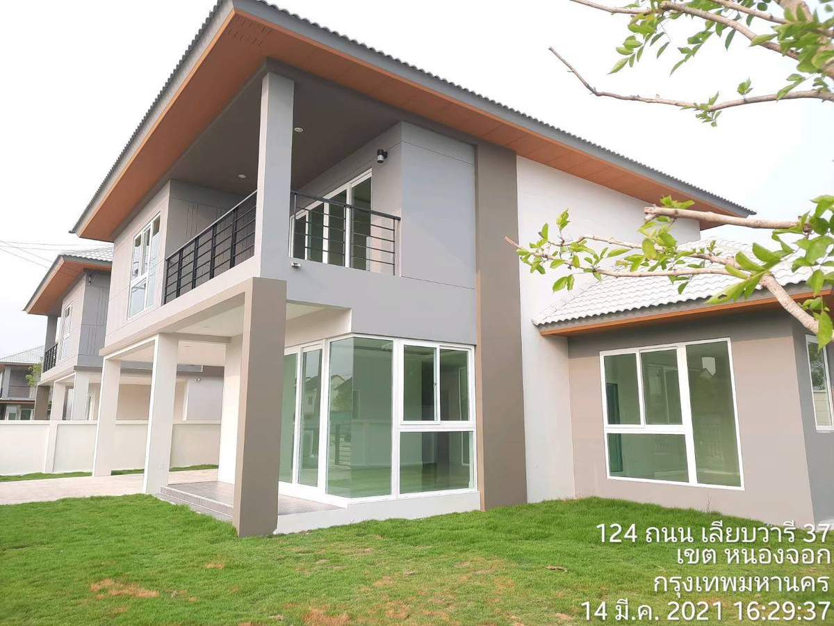 ขายบ้านเดี่ยว หมู่บ้าน ดิ เอ็กซ์เทนโซ เลียบวารี หนองจอก Tel.099-998-3897 – รูปที่ 2