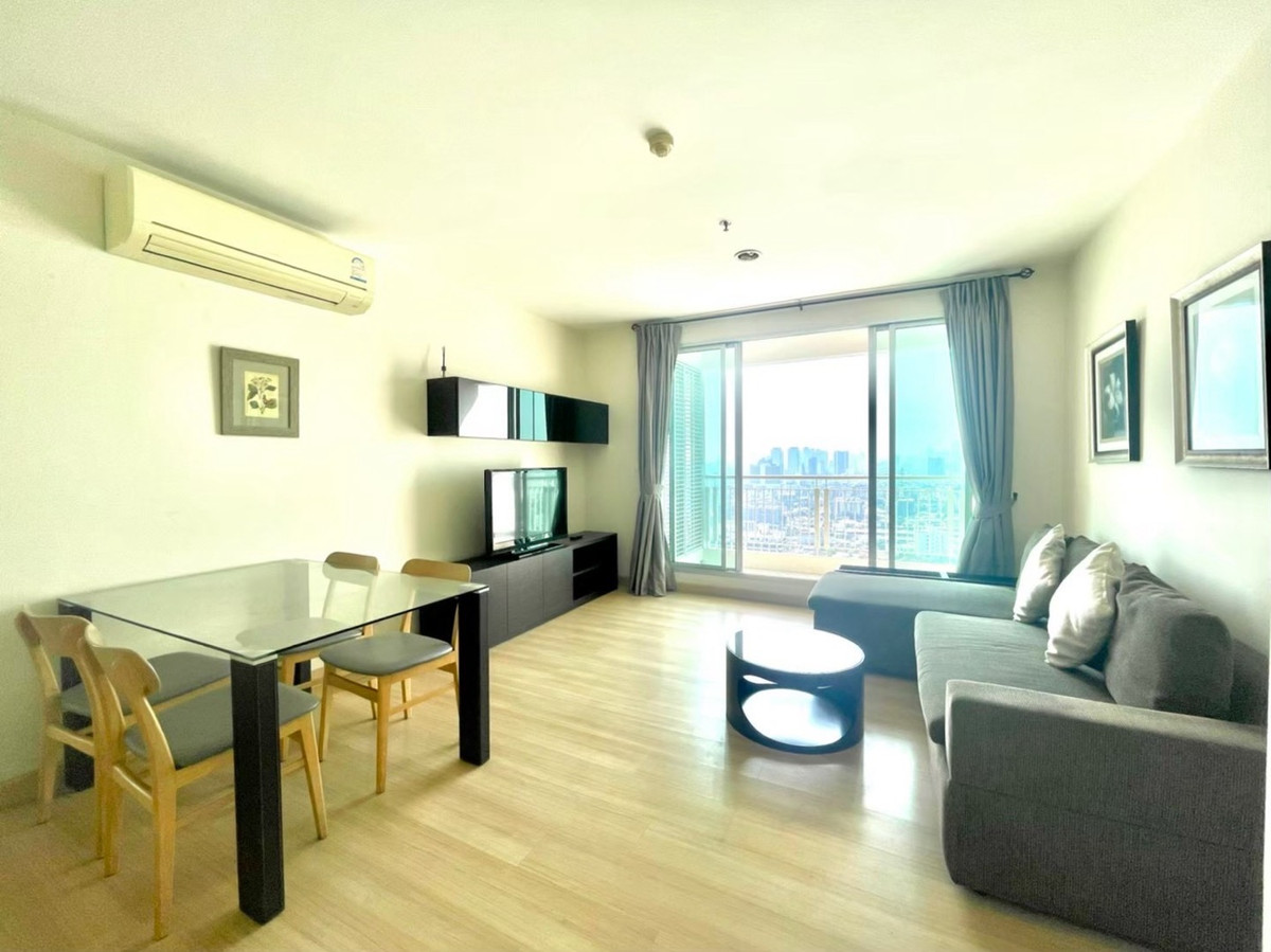 For rent, 2 bedrooms, 2 bathrooms, price 26,000 baht, interested 0808144488
