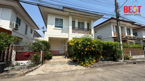 House for sale, Prompat 2, Ramintra, near Sathit Phatthana School or Learn Sathit Phatthana, near Chatuchot Expressway, full loan possible.