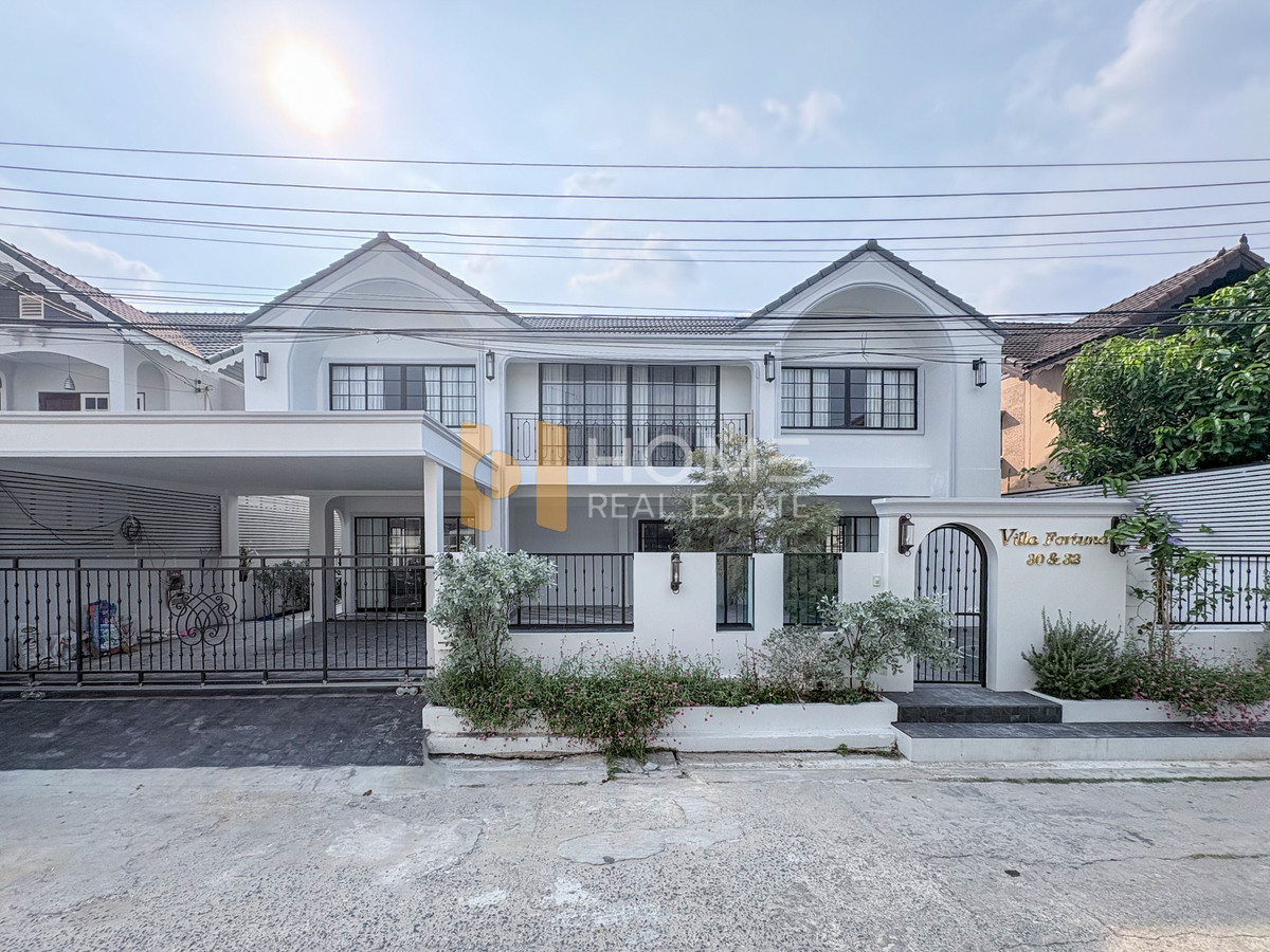 บ้านเดี่ยวพร้อมที่ดิน นาคนิวาส 48 / 5 ห้องนอน (ขาย), Single house with land Nakniwat 48 / 5 Bedrooms (FOR SALE) TPM330 บ้านเดี่ยวพร้อมที่ดิน นาคนิวาส 48 / 5 ห้องนอน (ขาย), Single house with land Nakniwat 48 / 5 Bedrooms (FOR SALE) TPM330