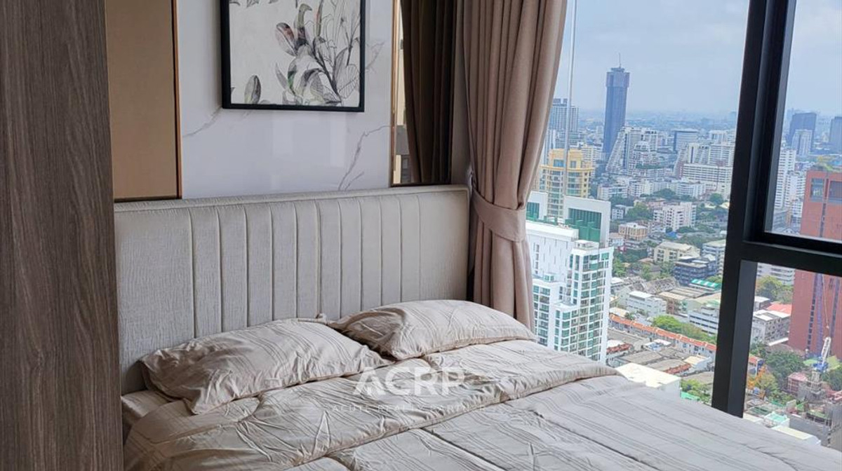 For Sale – Celes Asoke, Luxury Condo in the Heart of Asoke Urgent Sale!2 Brs