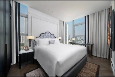🔥ให้เช่าด่วน🔥LA CLEF Two - Bedroom Deluxe 75 ตร.ม. ใกล้ BTS ทองหล่อ 150 เมตร ห้องสวยพร้อมเข้าอยู่ + ฟรี Wi-fi + ทำความสะอาด 3 ครั้ง/สัปดาห์ + เลี้ยงสัตว์ได้ (เช่าได้ทั้งระยะสั้นและระยะยาว)