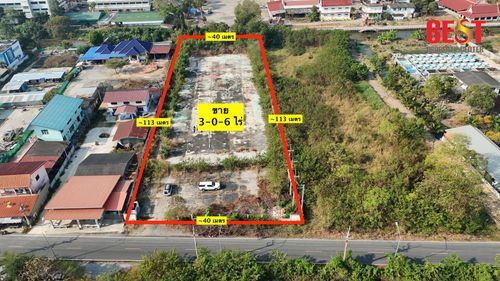 Land for sale, 3 rai, purple layout, beautiful plot, near the main road, Sirisothon Road or Chachoengsao-Bang Pakong. Suitable for a factory
