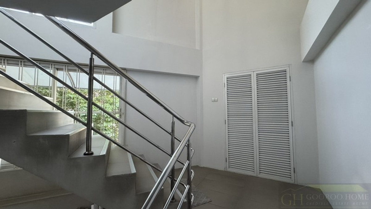 Home office for sale, cheapest in this area, 2-story building, land area 77 sq m, convenient transportation. Next to Kanchanaphisek Road The interior is decorated modern and perfect. – รูปที่ 4