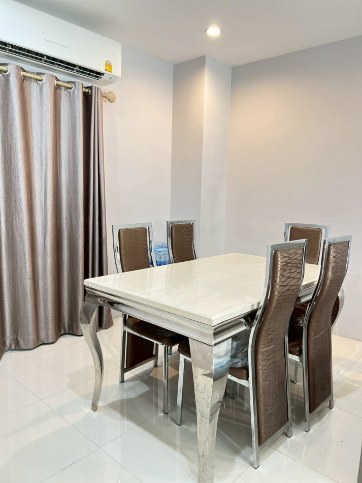 ขาย ทาวน์โฮม เฌอ วัชรพล 130 ตรม 19.4 ตรว ติดถนนหลัก หน้ากว้าง  ราคาดีที่สุด – รูปที่ 3