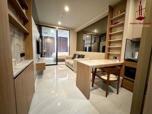 ✨ For Rent: Noble Ploenchit Condo ✨  💰 Only 42,000 THB/month